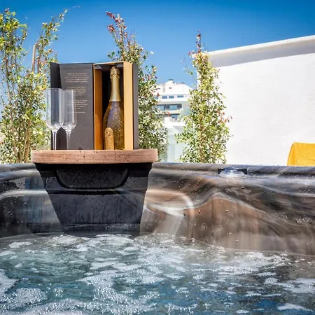 Vivi Homes -zumo Pool, Jacuzzi, Gym & Sea View * Fuengirola