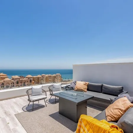 Vivi Homes -zumo Pool, Gym & Sea View Holiday home Fuengirola