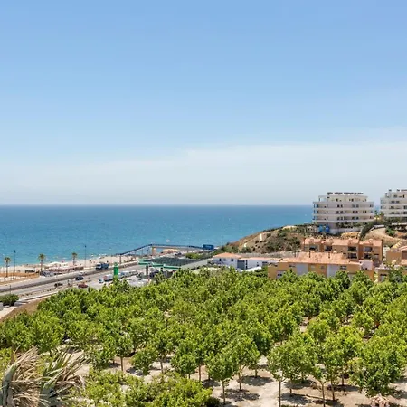 Holiday home Vivi Homes -zumo Pool, Gym & Sea View *